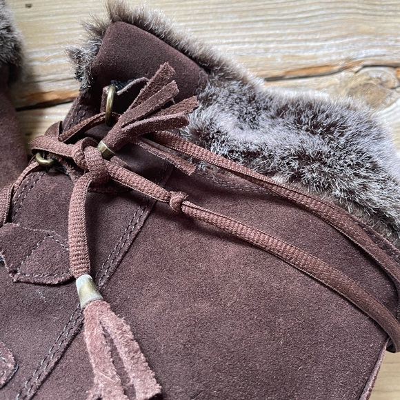 Kohl's Brown Winter Boots with Toggle Closures - Picture 4 of 6